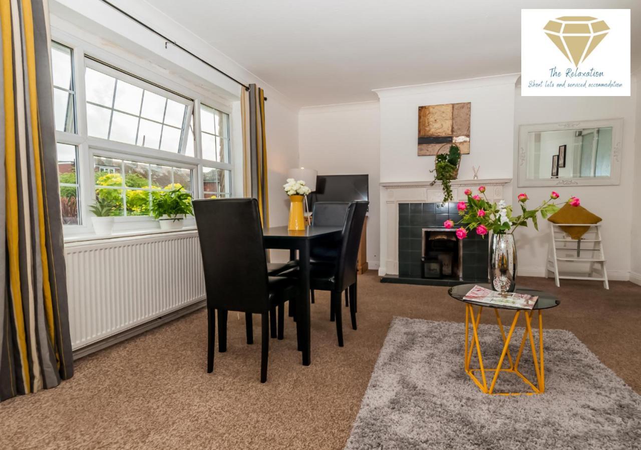 2 Bed Apartment-5 Guests - Business-Relocation-Parking - The Brighton Short Stay & Serviced Apartments Exteriér fotografie
