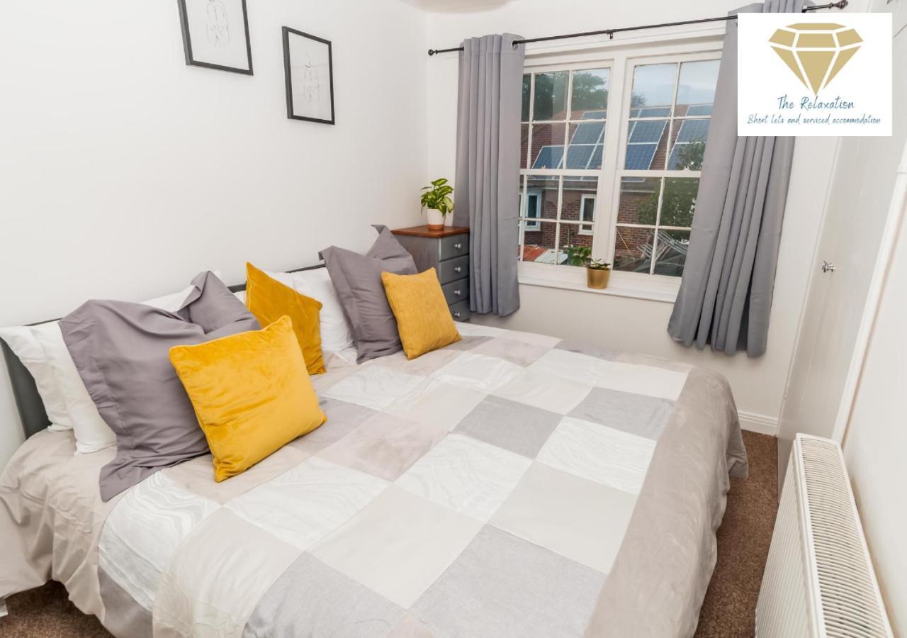 2 Bed Apartment-5 Guests - Business-Relocation-Parking - The Brighton Short Stay & Serviced Apartments Exteriér fotografie