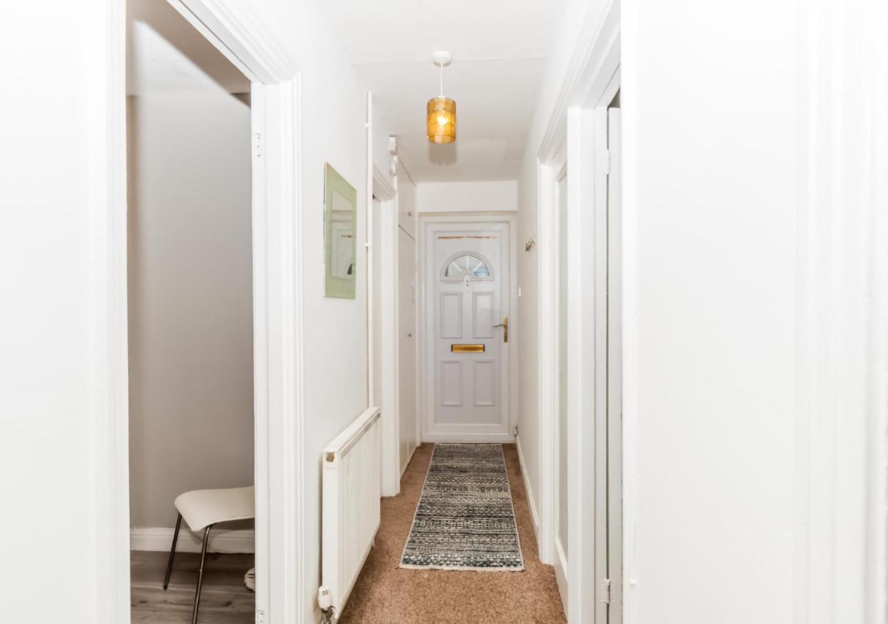 2 Bed Apartment-5 Guests - Business-Relocation-Parking - The Brighton Short Stay & Serviced Apartments Exteriér fotografie