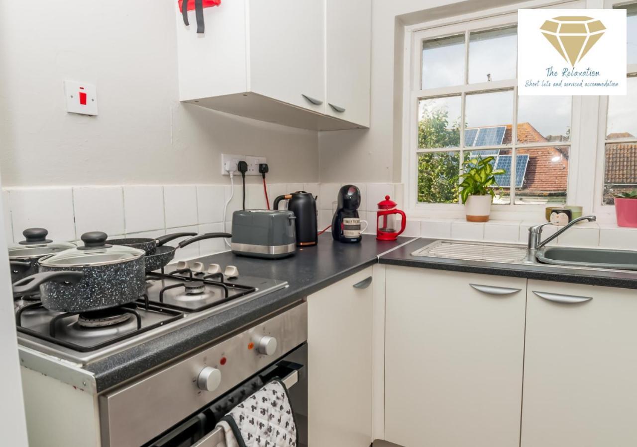 2 Bed Apartment-5 Guests - Business-Relocation-Parking - The Brighton Short Stay & Serviced Apartments Exteriér fotografie