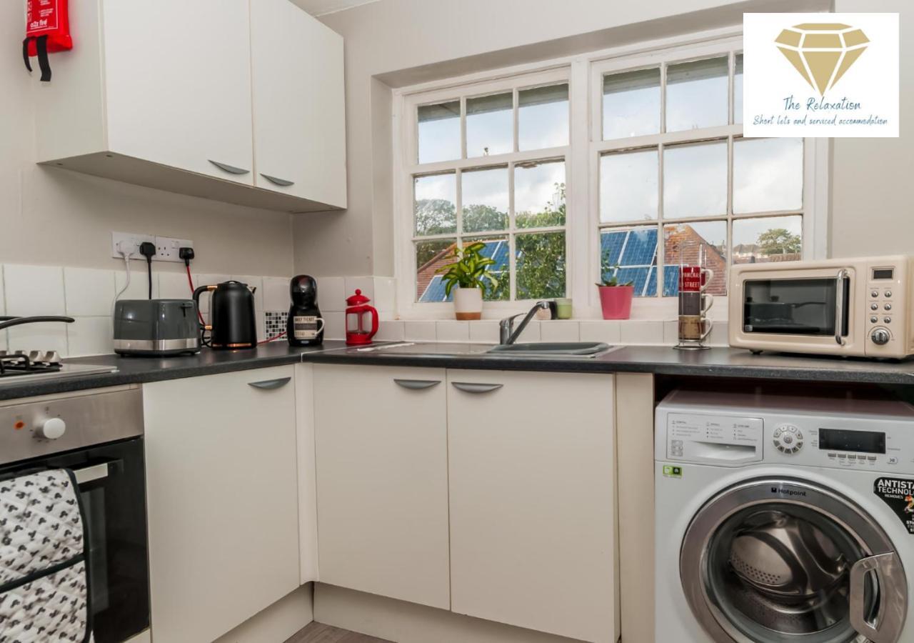 2 Bed Apartment-5 Guests - Business-Relocation-Parking - The Brighton Short Stay & Serviced Apartments Exteriér fotografie