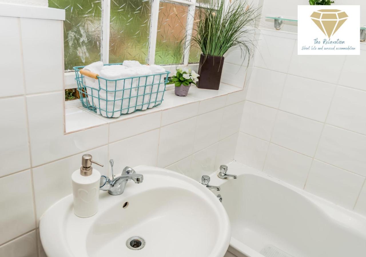 2 Bed Apartment-5 Guests - Business-Relocation-Parking - The Brighton Short Stay & Serviced Apartments Exteriér fotografie
